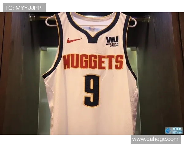 九号球衣足球明星的传奇之路与辉煌成就解析 九号球衣足球明星的传奇之路与辉煌成就解析