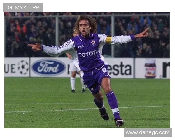 伊万足球明星的传奇之路与辉煌成就揭秘 伊万足球明星的传奇之路与辉煌成就揭秘